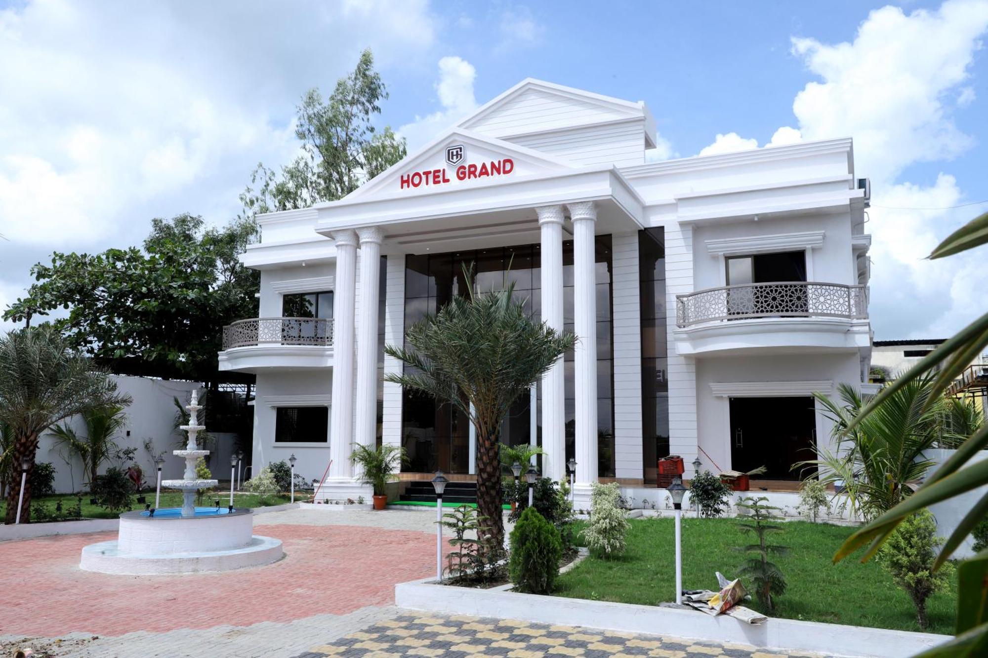 Hotel Grand Khuldabad المظهر الخارجي الصورة