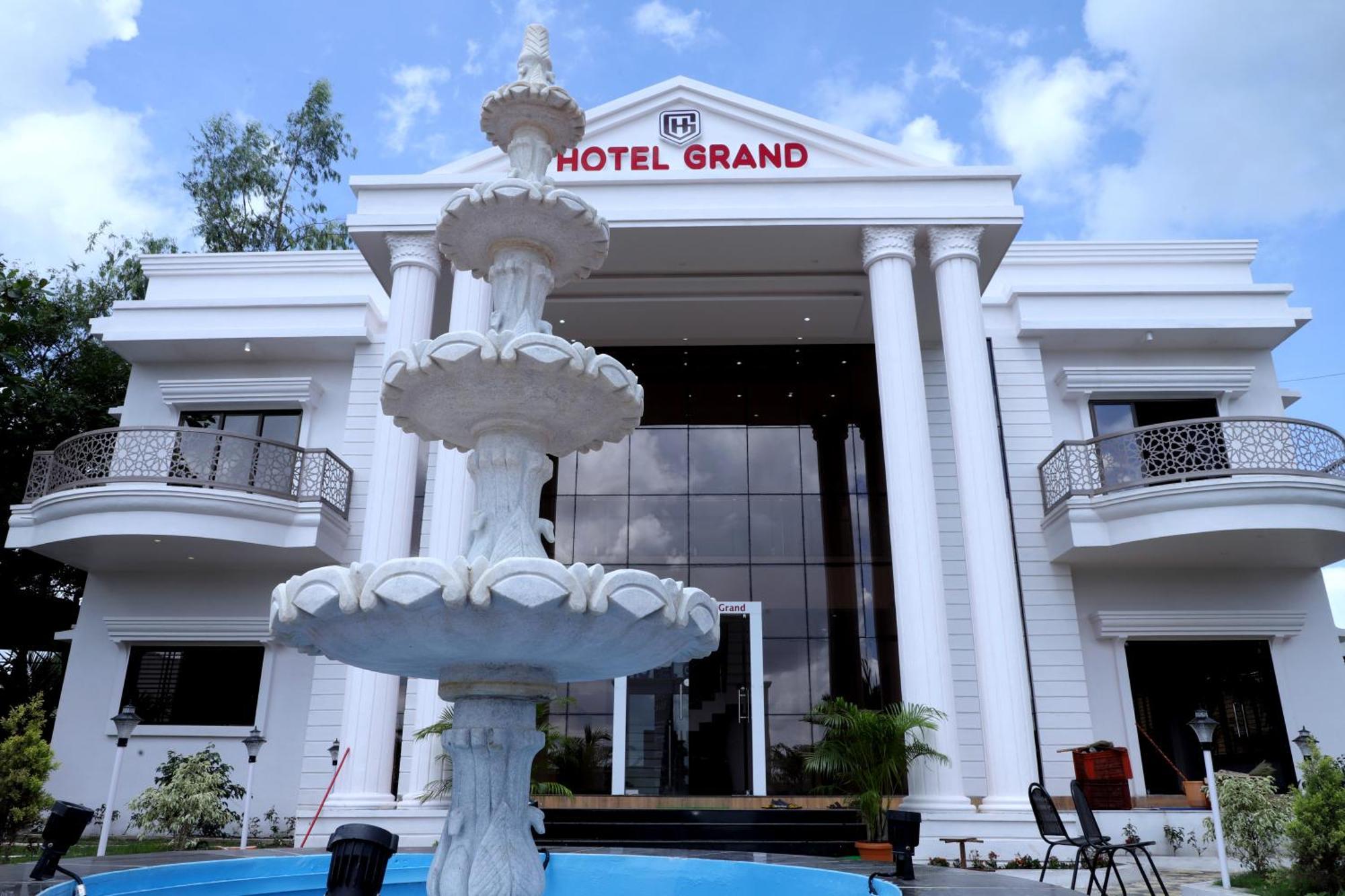 Hotel Grand Khuldabad المظهر الخارجي الصورة